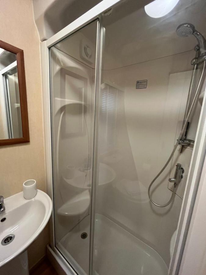 Lovely Static Caravan Whitstable Exterior photo