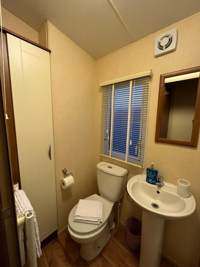 Lovely Static Caravan Whitstable Exterior photo
